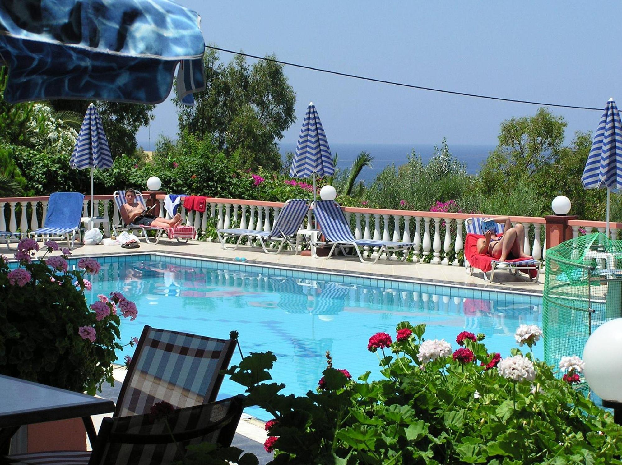 Knossos Aparthotel Panormos  Luaran gambar