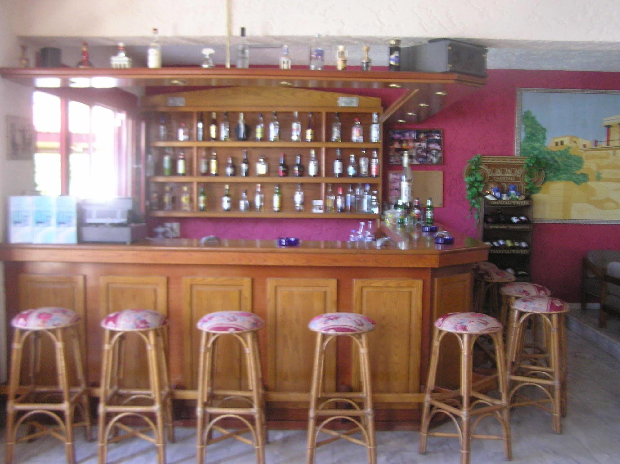 Knossos Aparthotel Panormos  Luaran gambar